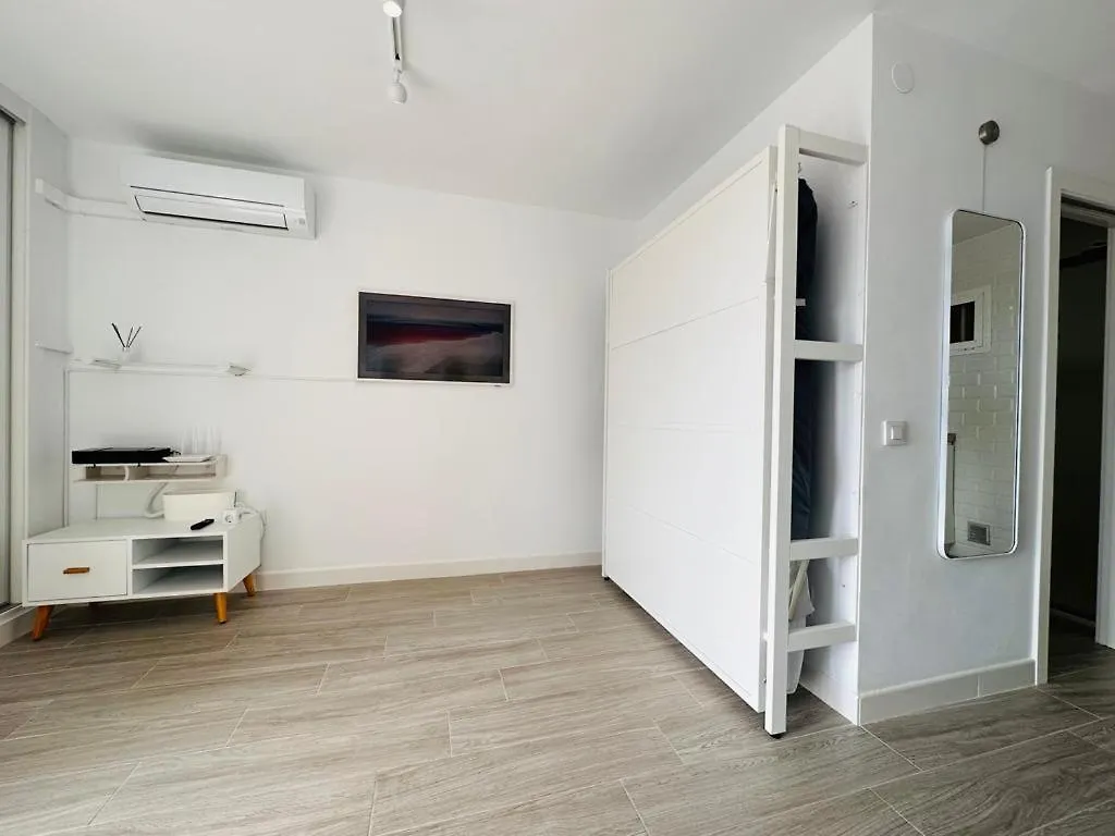Apartment Modern White Studio Benalmádena